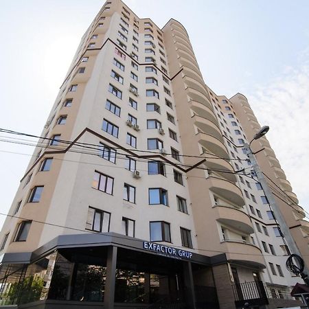 Diplomat The Best Ultra Central Apartaments キシナウ エクステリア 写真