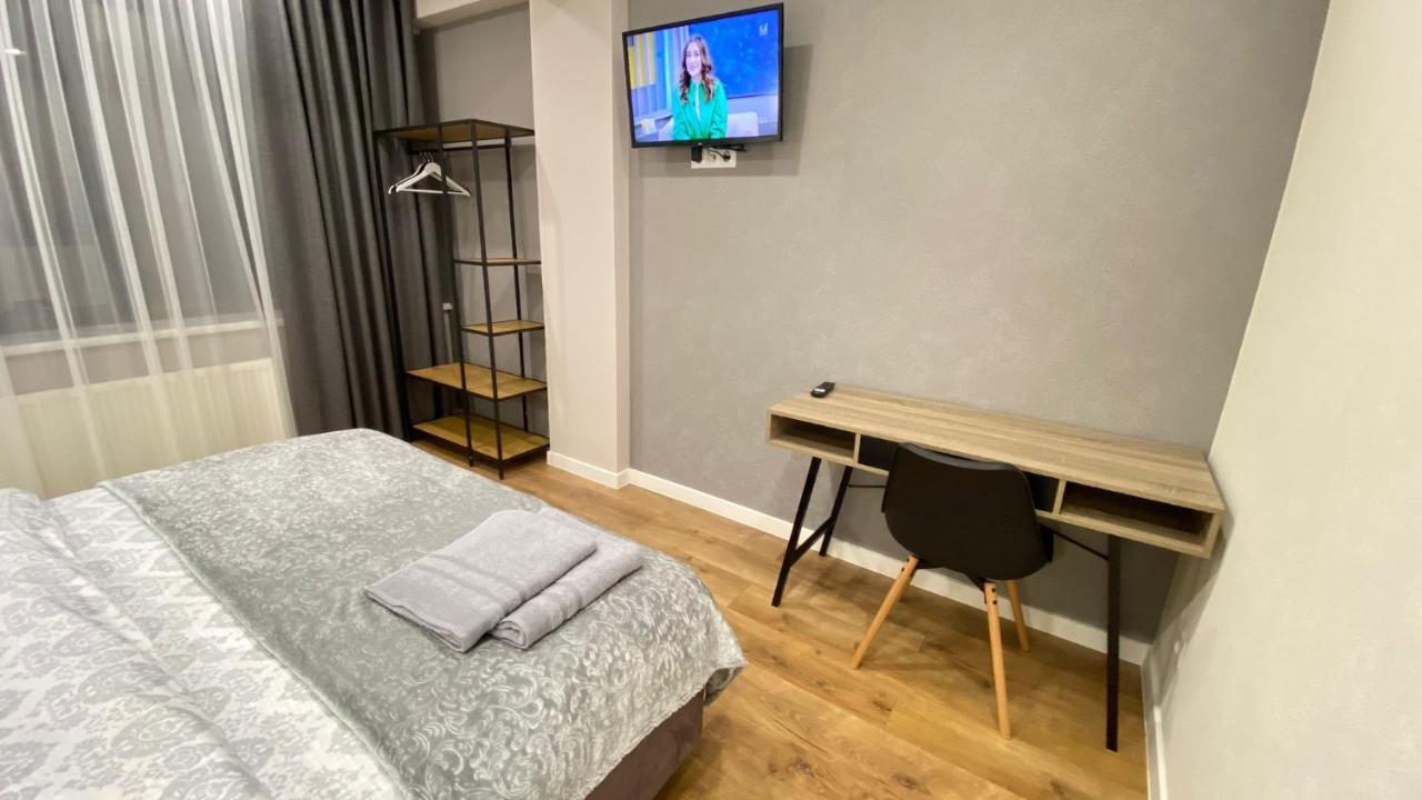 Diplomat The Best Ultra Central Apartaments キシナウ エクステリア 写真