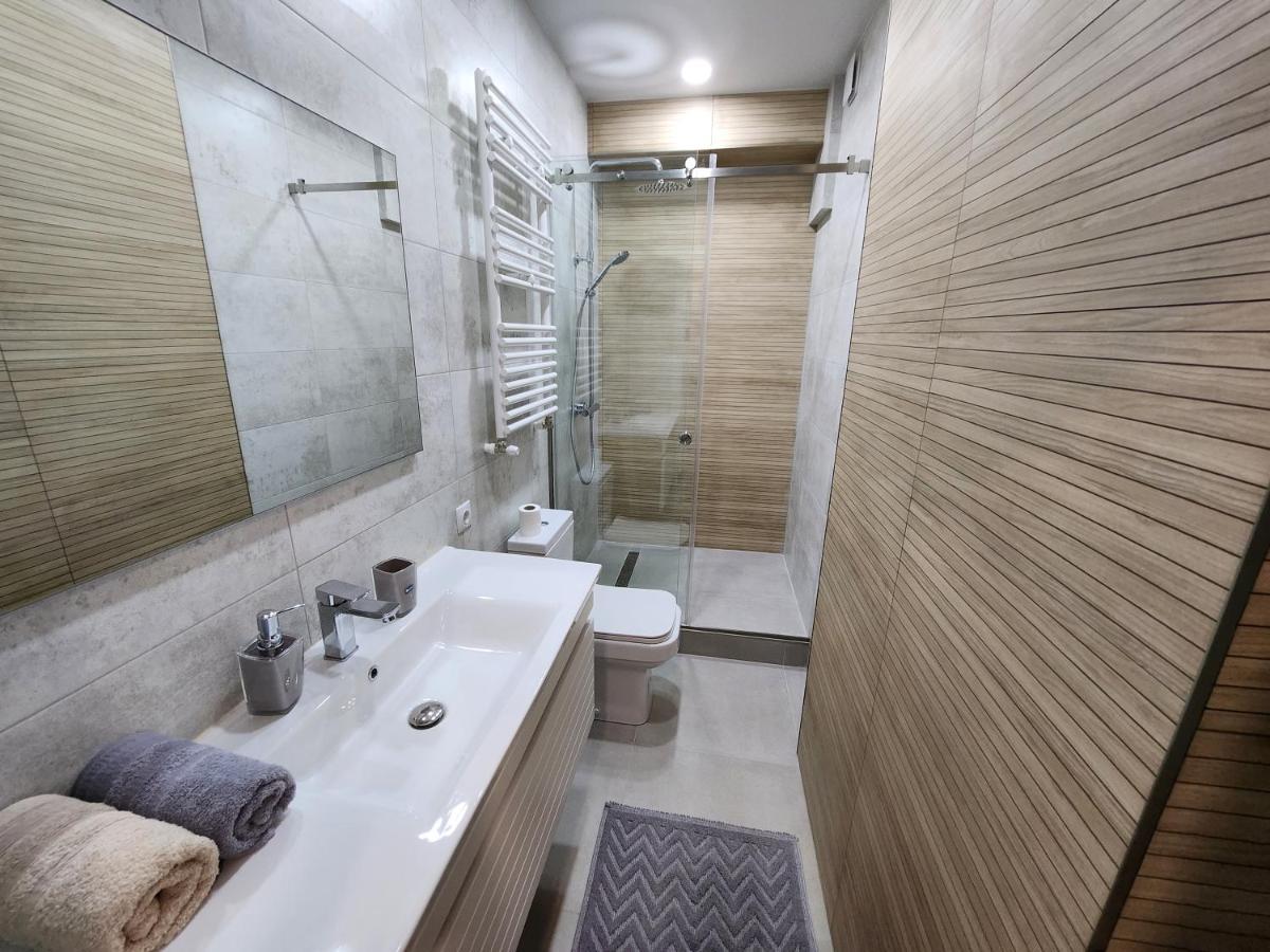 Diplomat The Best Ultra Central Apartaments キシナウ エクステリア 写真